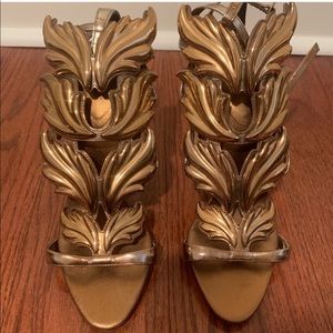 Giuseppe Zanoti Gold Winged-Heels